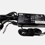 Lenovo ThinkPad Ultra Dock Type 40A2 SD20A06046 with 135W AC Adapter No Keys