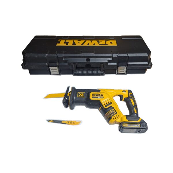 DeWalt DCS367 Variable Speed Reciprocating Saw 20V MAX XR Battery Cordless (1) DeWalt DCS367 Variable Speed Reciprocating Saw 20V MAX XR Battery Cordless