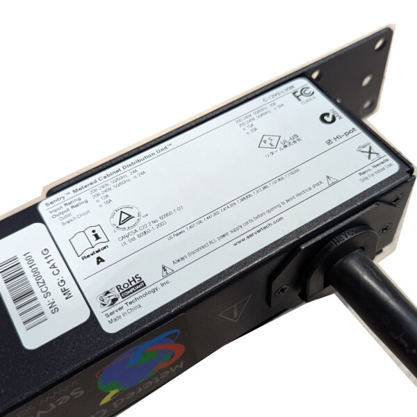 Server Technology C-12V2-L30M Metered PDU 208-240V (12x) C13 Outlet L6-30P In - Image 2