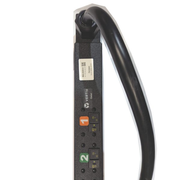 Vertiv Geist Switched PDU NS30017L 24A 120/208V 3-PH 36-Outlets NEMA L21-30P