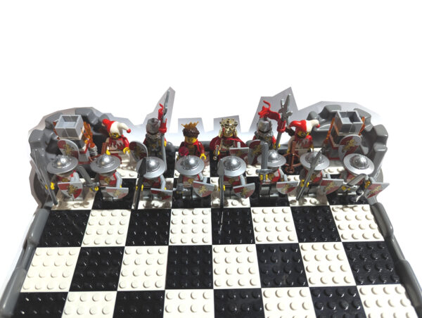 Lego Kingdoms Chess Set (853373) Almost Complete - Image 4