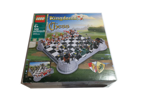 Lego Kingdoms Chess Set (853373) Almost Complete - Image 2