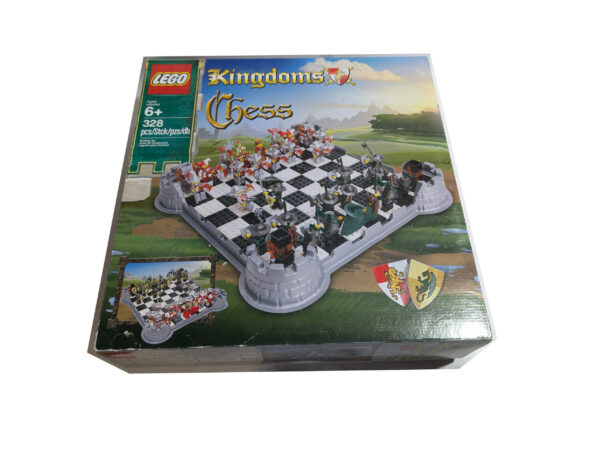 Lego Kingdoms Chess Set (853383) Almost Complete Lego Kingdoms Chess Set (853373) Almost Complete