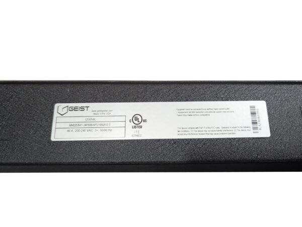 Geist Metered PDU 0U 48A 200-240V 3-PH (12x) C13 (12x) C19 Outlets 62307M I20058L (4) Geist Metered PDU 0U 48A 200-240V 3-PH (12x) C13 (12x) C19 Outlets 62307M I20058L