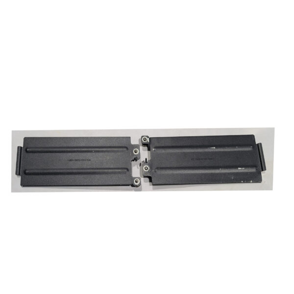 APC Smart-UPS SRT196RMBP Battery Retention Brackets 870-21913 (2) APC Smart-UPS SRT196RMBP Battery Retention Brackets 870-21913