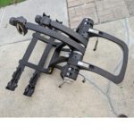 Thule 9003 Raceway Platform Dual Bike Rack - Rear Mounted