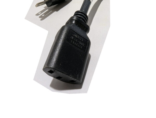 HP (QTY 8) 8121-0740 AC Computer Power Cords 6 Feet IEC C13 to NEMA 5-15P