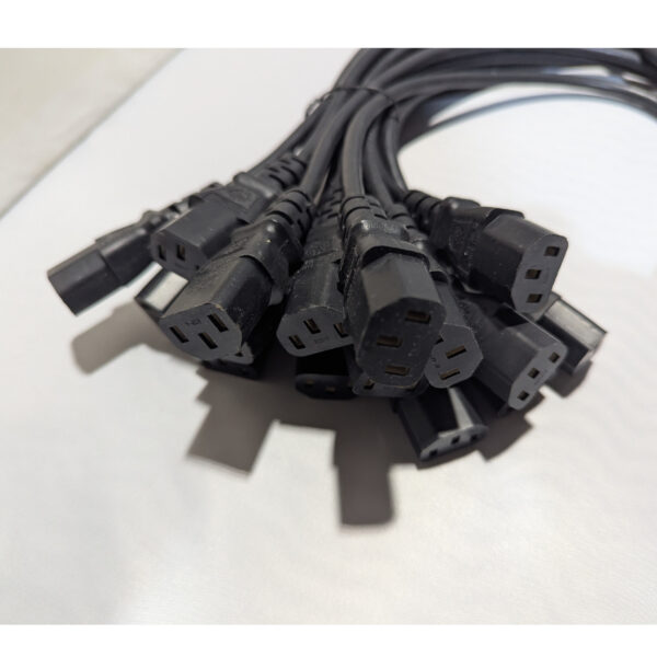 Well Shin (QTY 16) H05VV-F AC Extension Power Cords 10A 250V 1.5 Feet IEC C13 to IEC C14