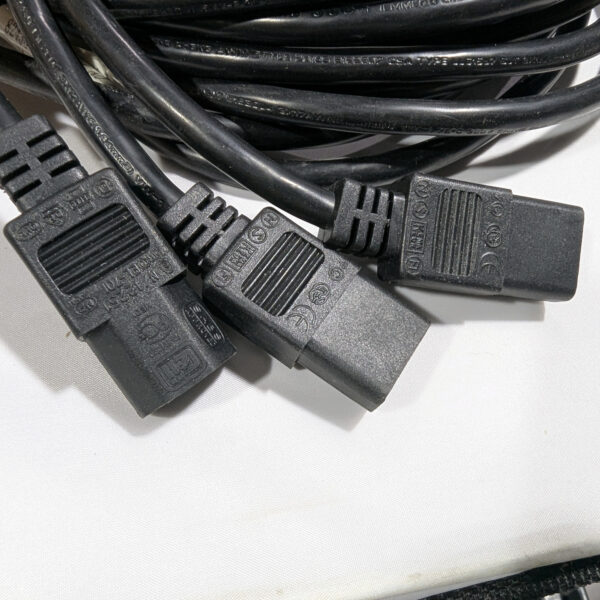 Cisco (QTY 3) 6 Feet IEC C13 to C14 AC Power Cables 10A 250V 17AWG Black 37-0994-02
