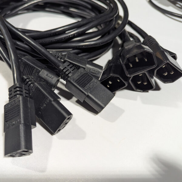 Cisco (QTY 5) 6 Feet IEC C13 to C14 AC Power Cables 10A 250V 17AWG Black 37-0994-02 (3) Cisco (QTY 5) 6 Feet IEC C13 to C14 AC Power Cables 10A 250V 17AWG Black 37-0994-02