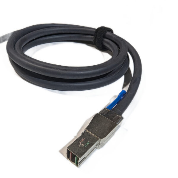 Madison Mini-SAS HD (SFF-8644) Mini-SAS (SFF-8088) Cable 2m (6.6ft) (2) Madison Mini-SAS HD (SFF-8644) Mini-SAS (SFF-8088) Cable 2m (6.6ft)