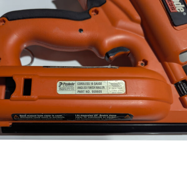 Paslode Cordless 16-Gauge Angled Finish Nailer P/N 916200 (No Battery)