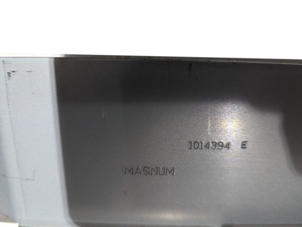 Magnum 2U Static Shelf Rack Mount Rails 1014394E | Adhesive Networks