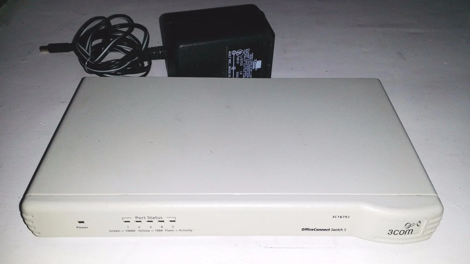 3Com OfficeConnect Switch 5 (3C16793) 5-Ports External Switch with Power Supply - Image 2
