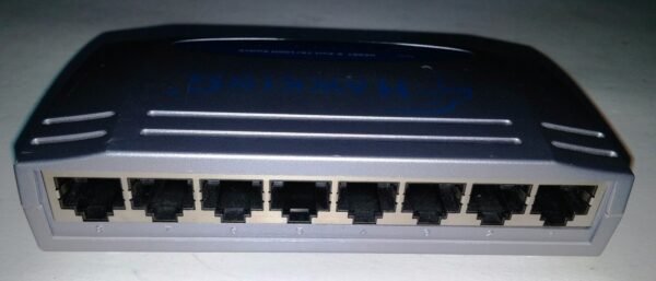 Hawking HFS8T 8 Port 10/100M Switch [NO POWER SUPPLY] - Image 2